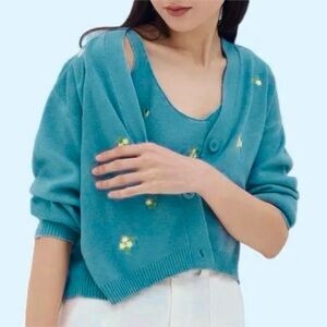Witty Fox Ditzy Floral Crop Button Cardigan - Green - XL